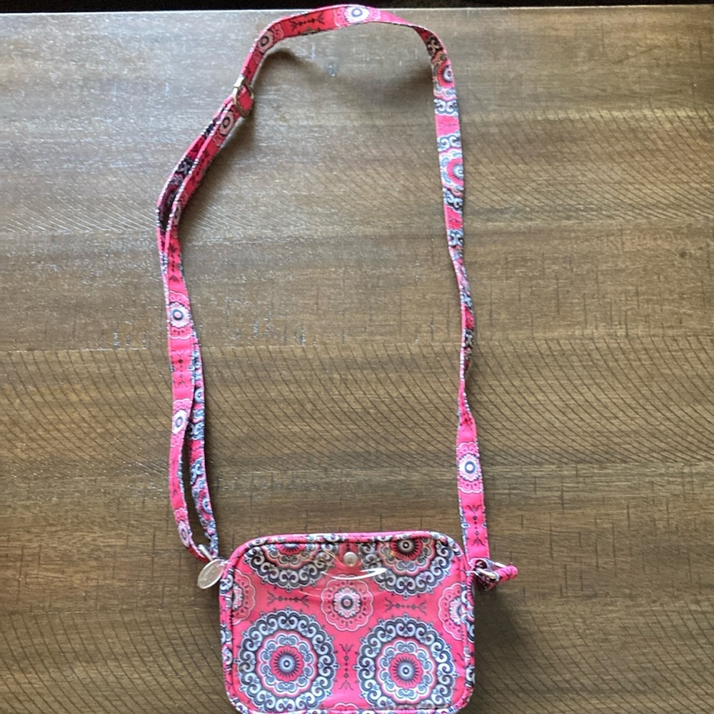 Charm 14 crossbody bag with cell phone front pocket